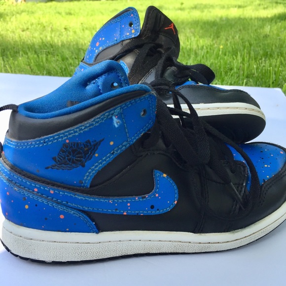 jordan aj 1 mid se kids